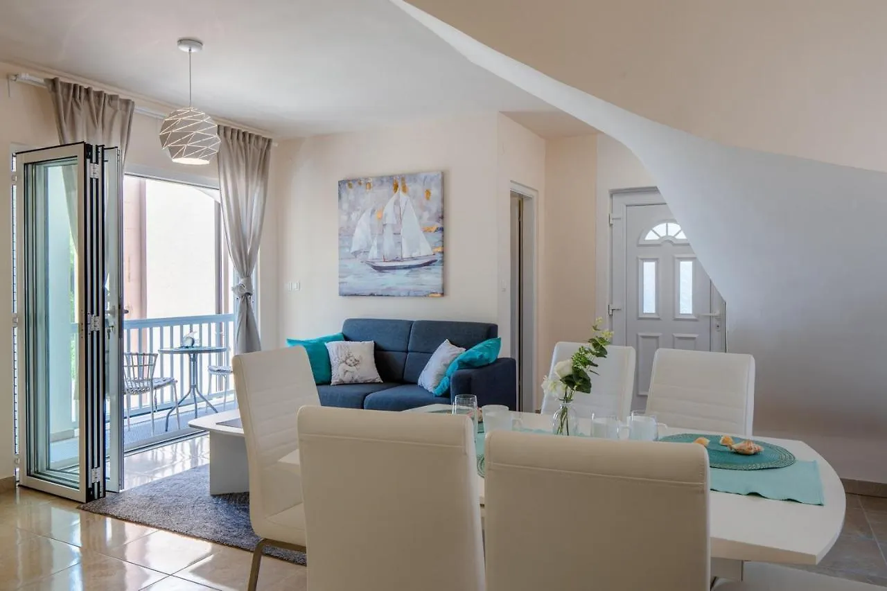 Apartments Sum Mora Vir