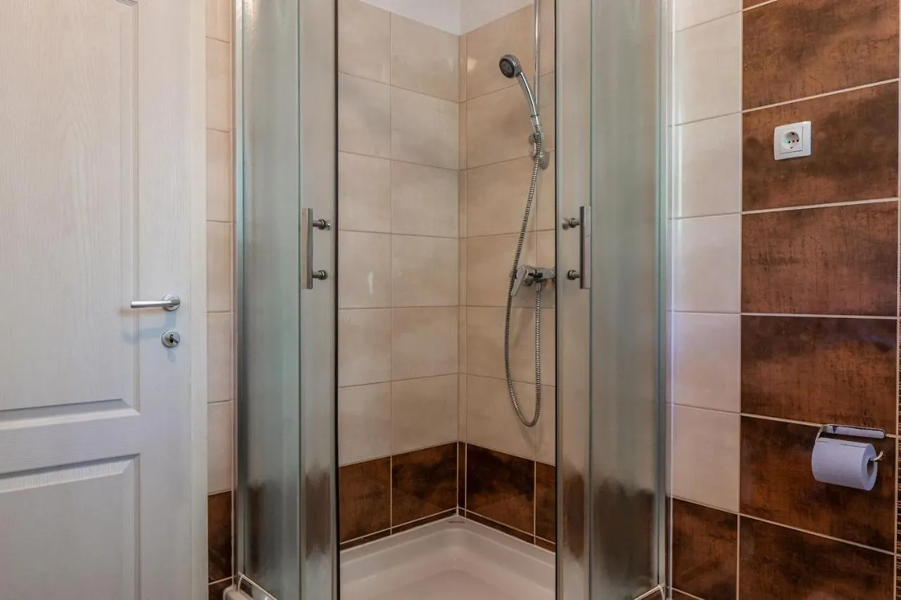 Apartments Sum Mora Vir Croatia